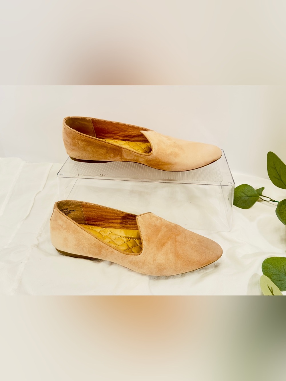 Birdies Suede Pointed Toe Flats | Quiet Luxury| Dusty Pink| Tan| Comfort- Size 9